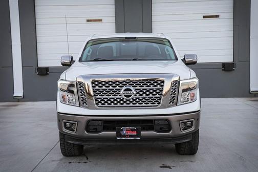2019 Nissan Titan Platinum Reserve