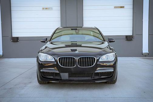 2015 BMW 750 I