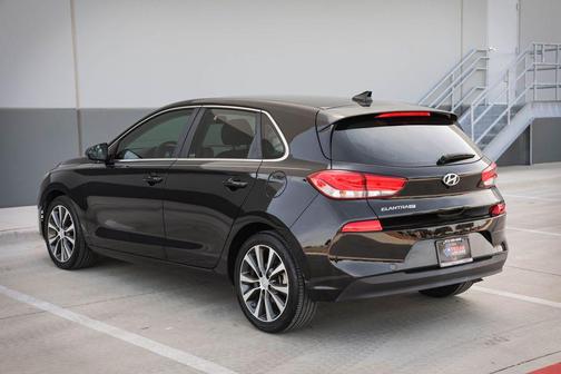 2018 Hyundai Elantra GT Base