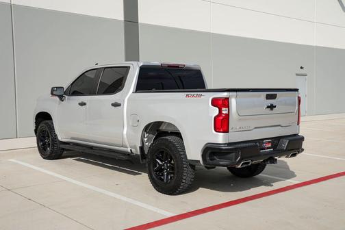 Silver Ice Metallic 2021 Chevrolet Silverado 1500 Custom Trail Boss