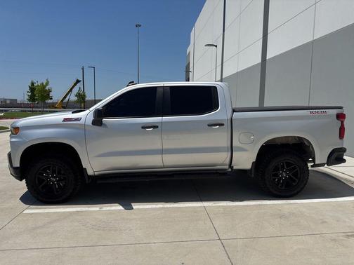 Silver Ice Metallic 2021 Chevrolet Silverado 1500 Custom Trail Boss