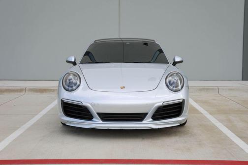 Rhodium Silver Metallic 2017 Porsche 911 Carrera