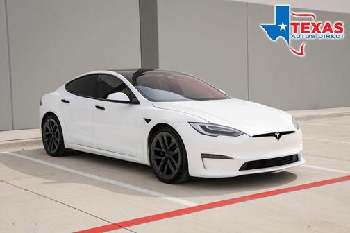 2022 Tesla Model S Plaid