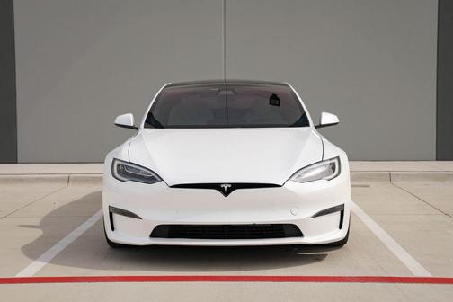 2022 Tesla Model S Plaid