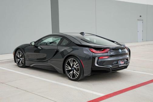 Gray Metallic 2016 BMW i8 Base