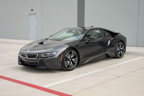 Gray Metallic 2016 BMW i8 Base