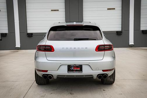 2018 Porsche Macan S