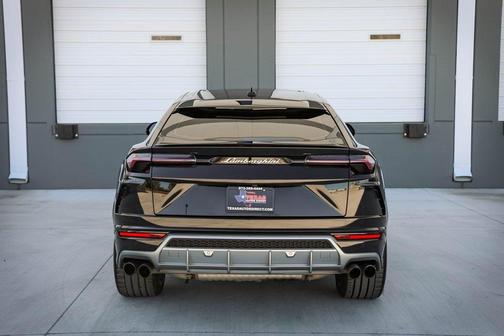 2019 Lamborghini Urus Base
