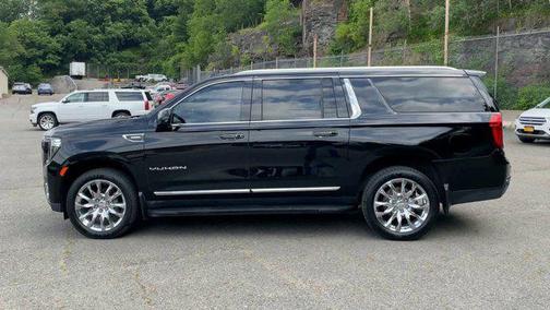 2022 GMC Yukon XL SLT