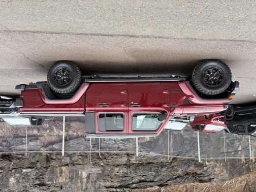 2021 Jeep Gladiator Willys 4x4