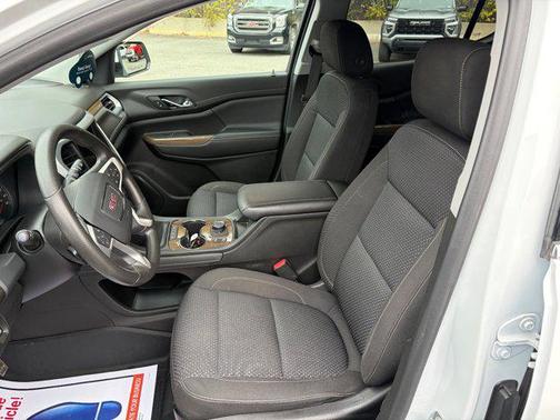 2022 GMC Acadia AWD SLE