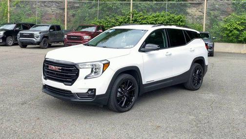 2023 GMC Terrain SLT