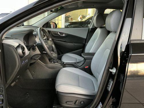 2021 Hyundai KONA Limited