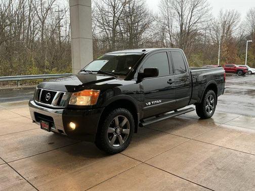2015 Nissan Titan SV