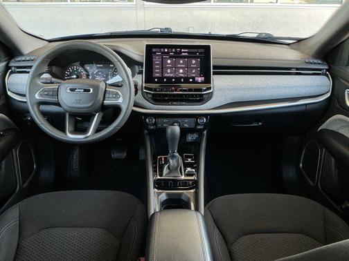 2023 Jeep Compass Sport