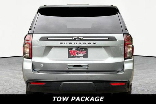 Sterling Gray Metallic 2023 Chevrolet Suburban 4WD Z71