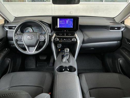 2024 Toyota Venza LE