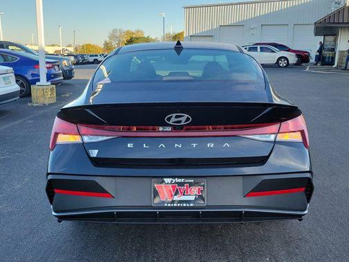 2025 Hyundai ELANTRA Sport