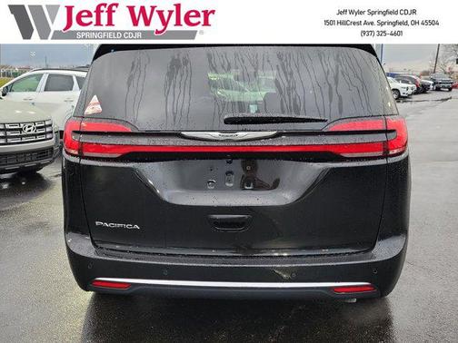 2026 Chrysler Pacifica L