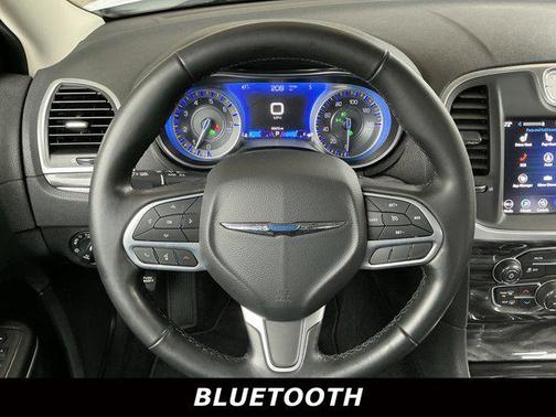 2021 Chrysler 300 Touring