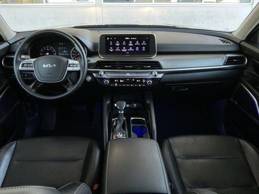 2022 Kia Telluride LX