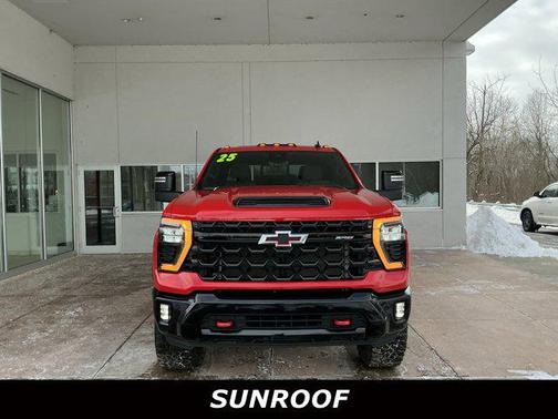 2025 Chevrolet Silverado 2500 4WD Crew Cab Standard Bed ZR2