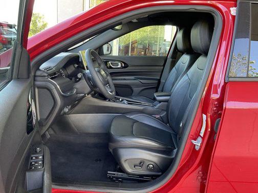 2023 Jeep Compass (RED) Edition 4x4