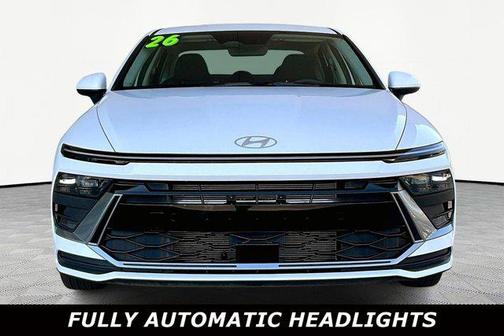 2026 Hyundai SONATA SE