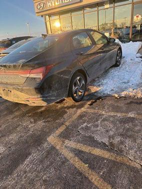 2023 Hyundai ELANTRA SEL