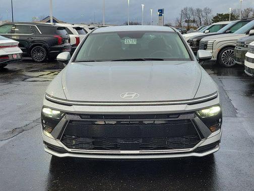 2026 Hyundai SONATA SEL