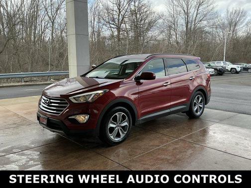 2016 Hyundai SANTA FE SE