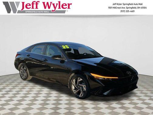 2025 Hyundai ELANTRA SEL