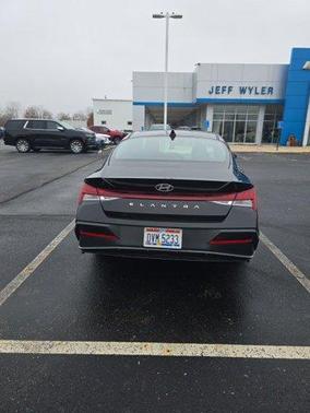 2025 Hyundai ELANTRA SEL
