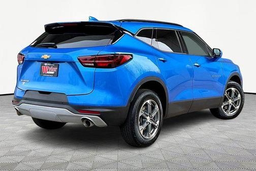 Riptide Blue Metallic 2024 Chevrolet Blazer 2LT