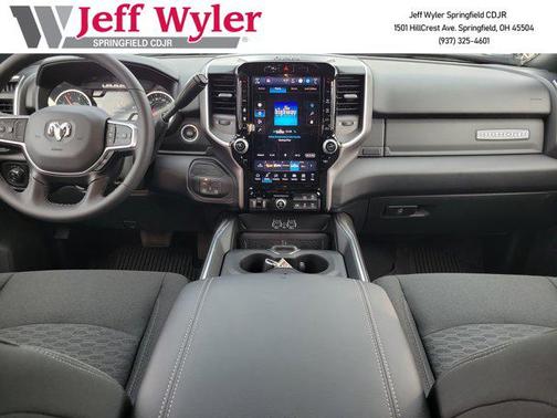 2026 RAM 2500 Big Horn Crew Cab 4x4 6'4' Box