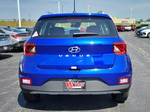 2025 Hyundai VENUE SEL