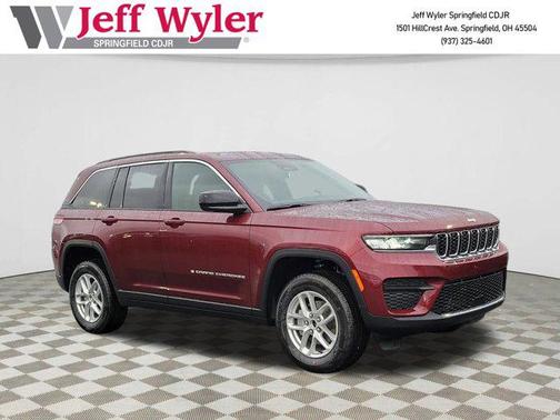 2025 Jeep Grand Cherokee Laredo