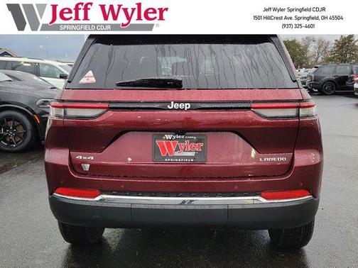 2025 Jeep Grand Cherokee Laredo