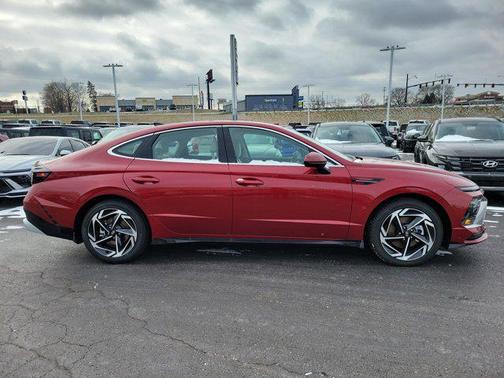 2026 Hyundai SONATA SEL