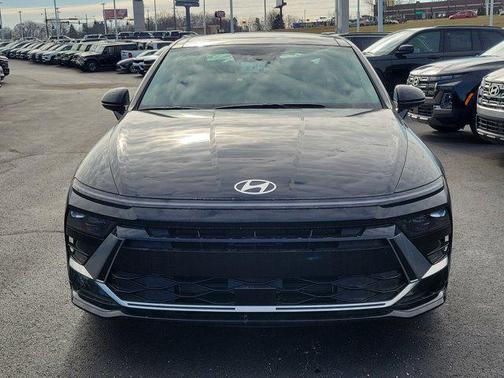 2026 Hyundai SONATA Hybrid SE