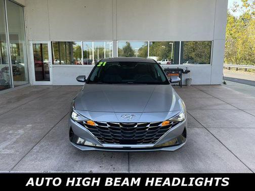 2021 Hyundai ELANTRA Limited