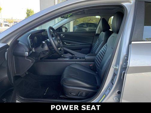 2021 Hyundai ELANTRA Limited