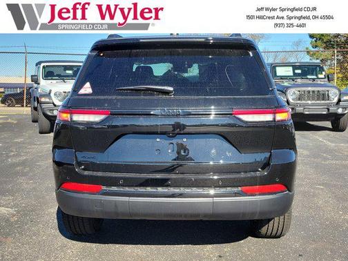 2025 Jeep Grand Cherokee Altitude