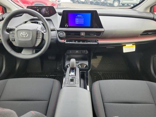 2026 Toyota Prius Plug-In Hybrid SE