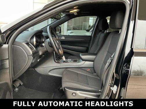 2020 Jeep Grand Cherokee Laredo