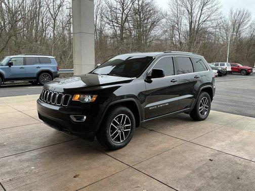 2020 Jeep Grand Cherokee Laredo
