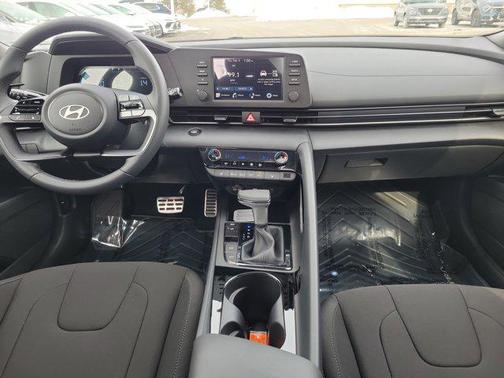 2026 Hyundai ELANTRA Sport