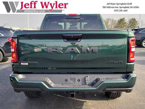 Serrano Green Metallic 2026 RAM 1500 Big Horn/Lone Star