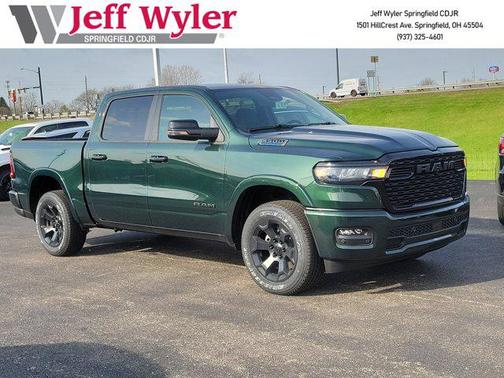 Serrano Green Metallic 2026 RAM 1500 Big Horn/Lone Star