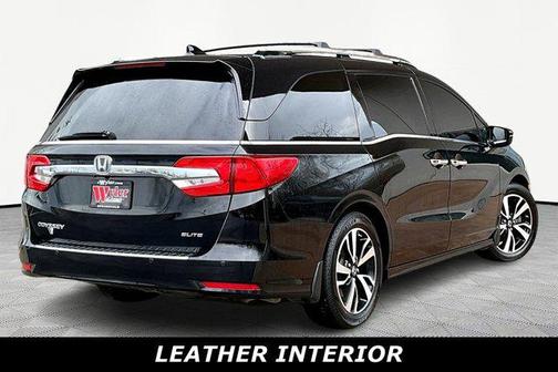 Crystal Black Pearl 2018 Honda Odyssey Elite